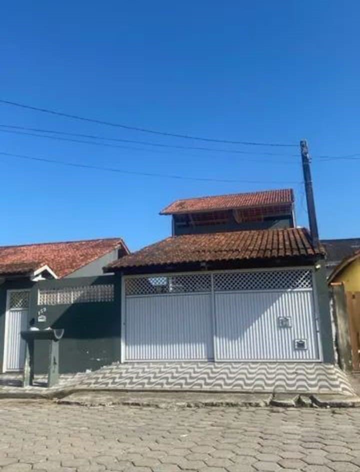 Casa Alto Padrão - Venda - Baixio - Itanhaém - SP