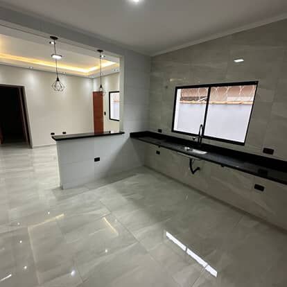 Casa Alto Padrão - Venda - Centro - Mongaguá - SP