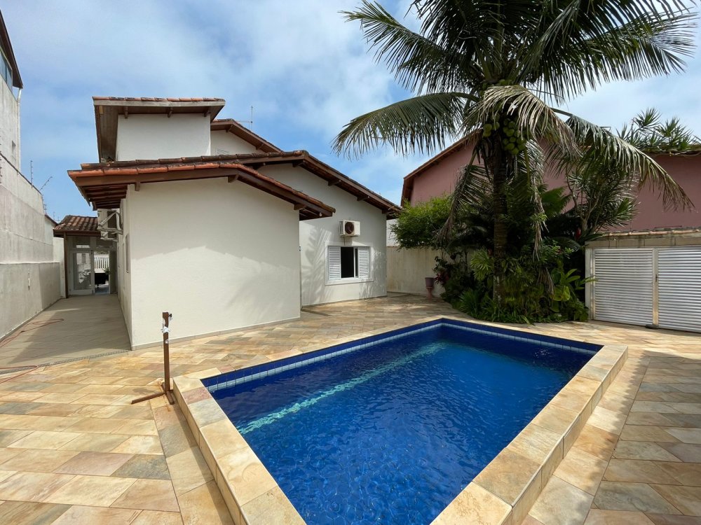 Casa Alto Padrão - Venda - Cibratel II - Itanhaém - SP