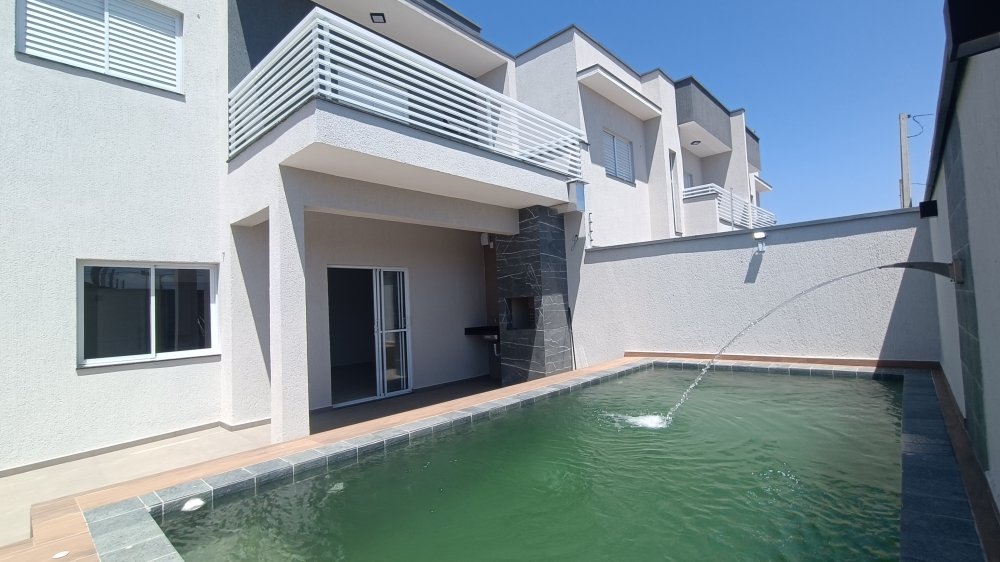 Casa Alto Padrão - Venda - Jamaica (praia) - Itanhaém - SP